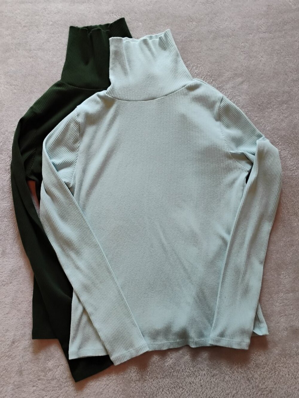 Old Navy Set of 2 Turtleneck Long Sleeve Tops Size M
